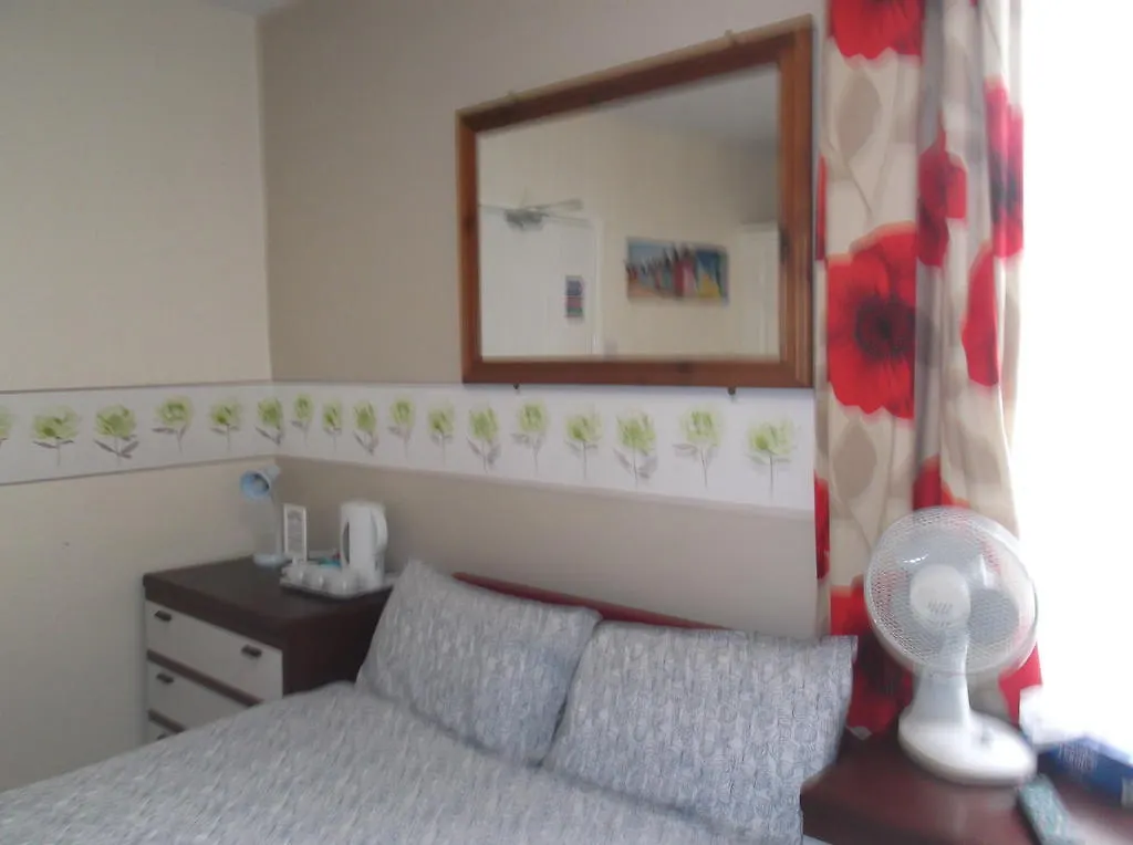 Derwent Bed and Breakfast Blackpool 3*,  Reino Unido