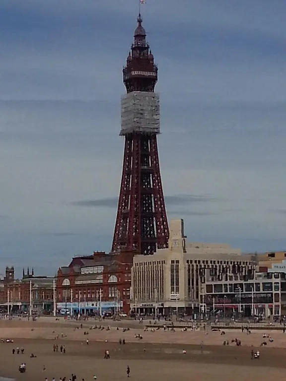 Derwent Bed and Breakfast Blackpool